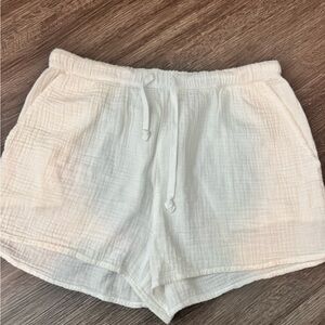 Aritzia Little Moon White Shorts